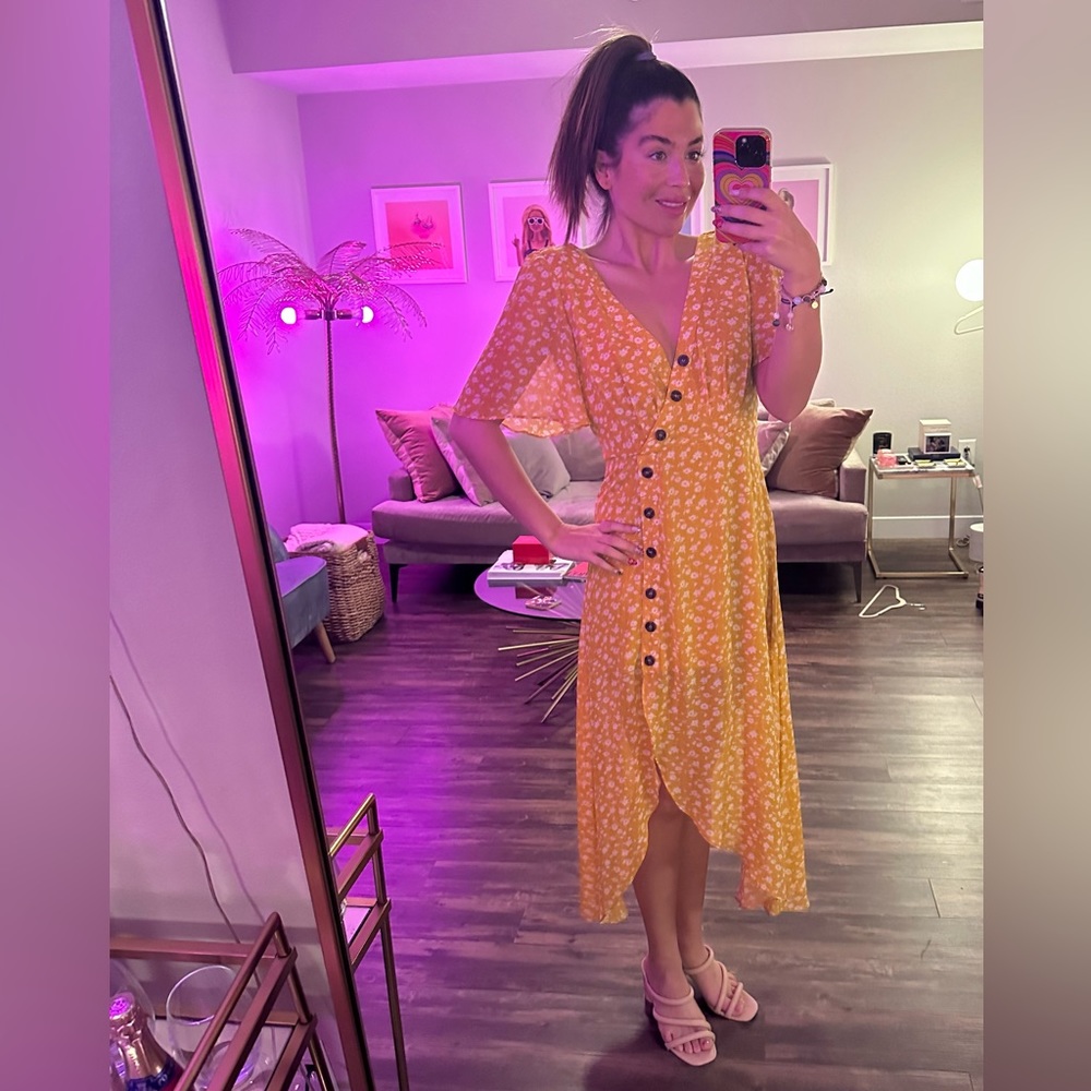 Lulu’s | Yellow Floral High to Low Dress Medium